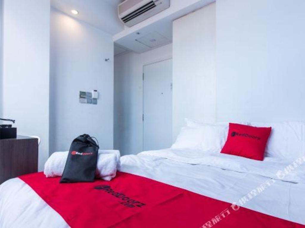 Reddoorz Hotel Plus @ Little India Singapore Bagian luar foto