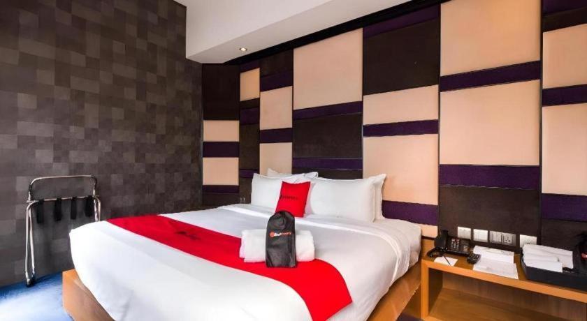Reddoorz Hotel Plus @ Little India Singapore Bagian luar foto