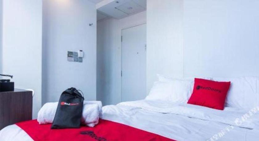 Reddoorz Hotel Plus @ Little India Singapore Bagian luar foto