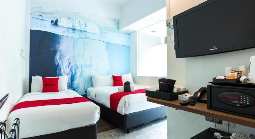 Reddoorz Hotel Plus @ Little India Singapore Bagian luar foto