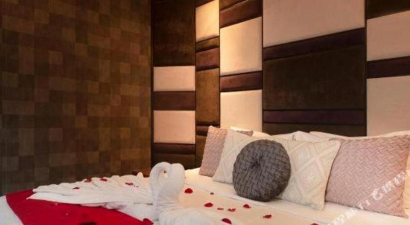 Reddoorz Hotel Plus @ Little India Singapore Bagian luar foto